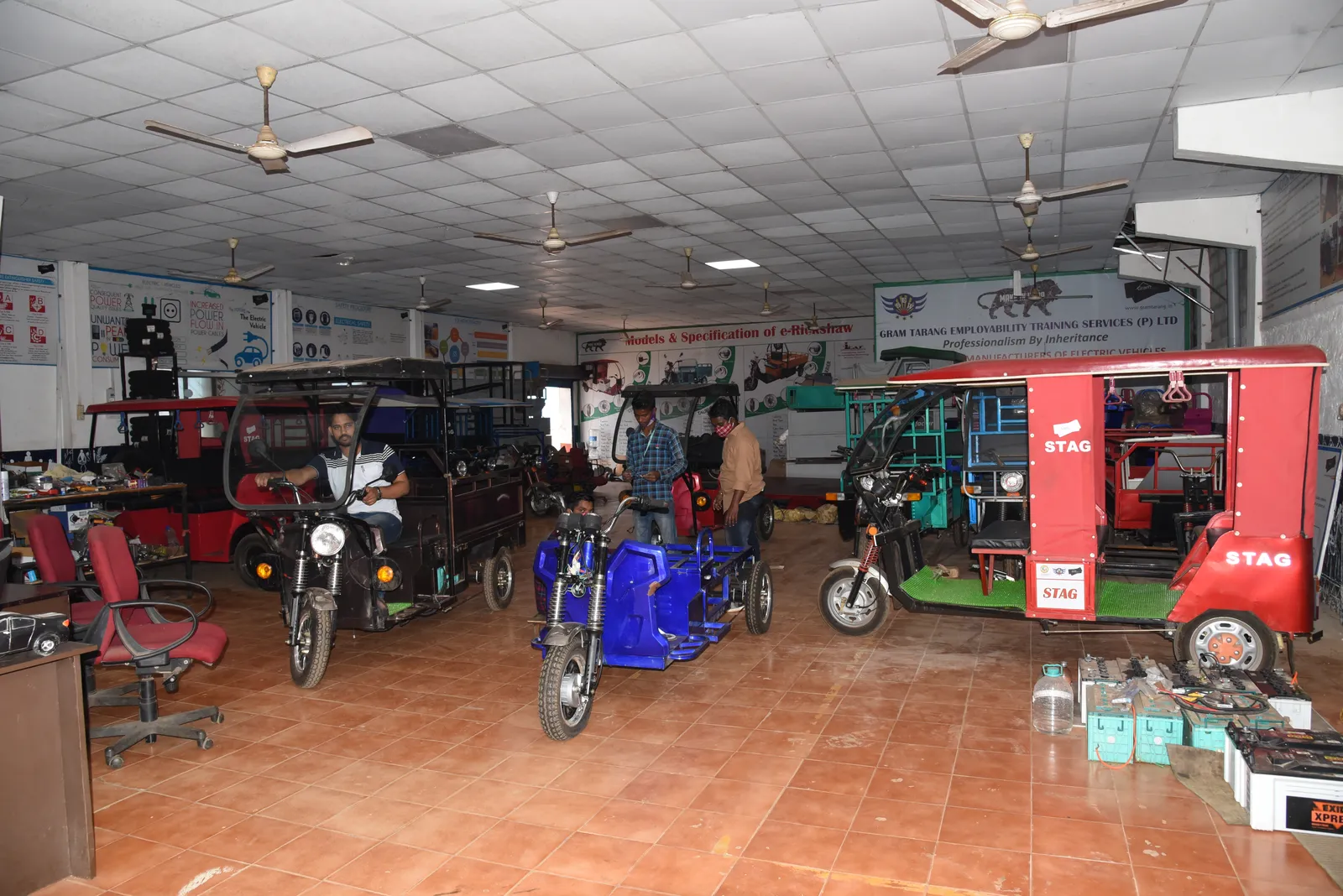 E-rickshaw assembly at Sky Rider Auto, a live production unit
